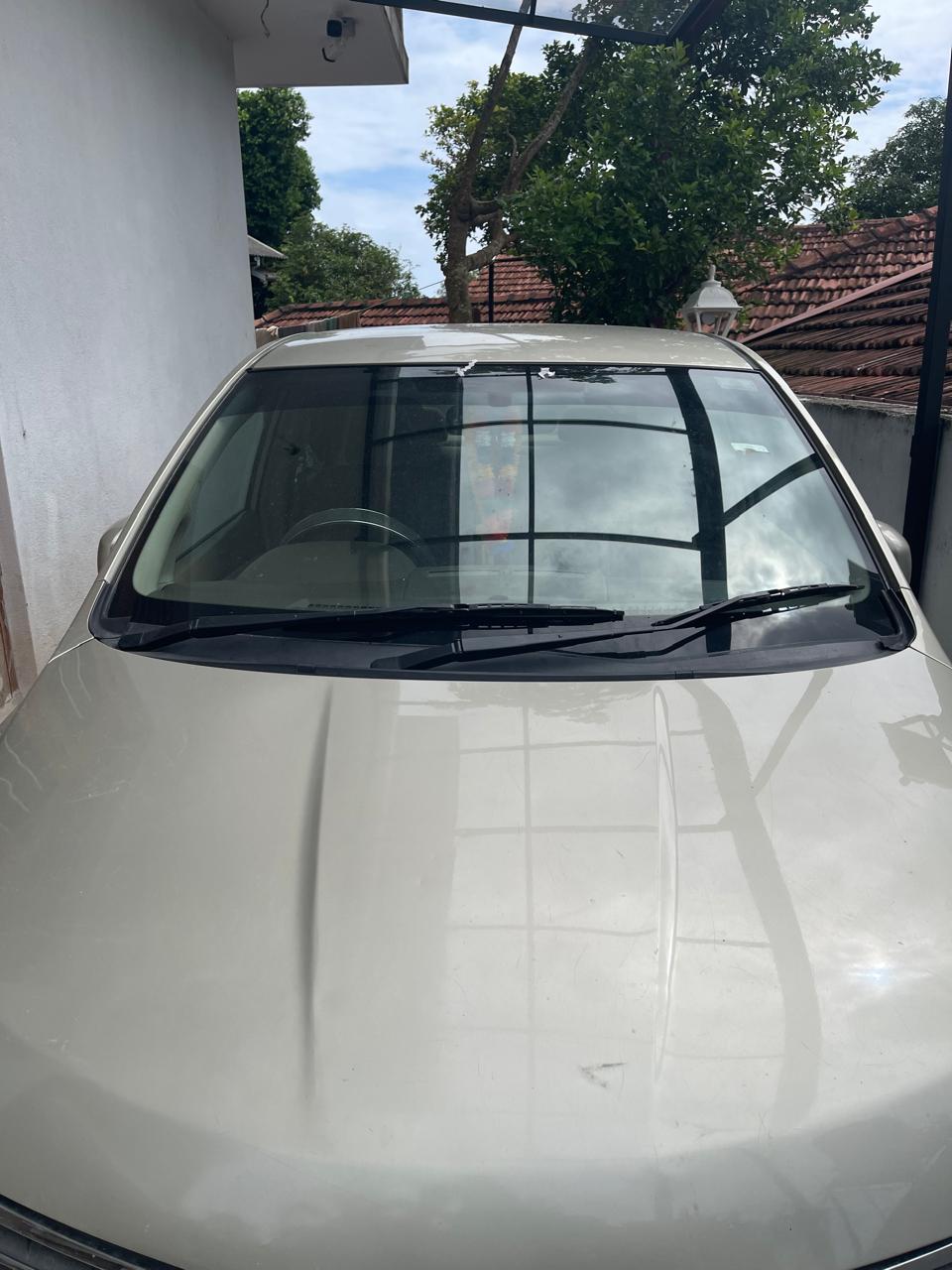Nissan Tiida 2008
