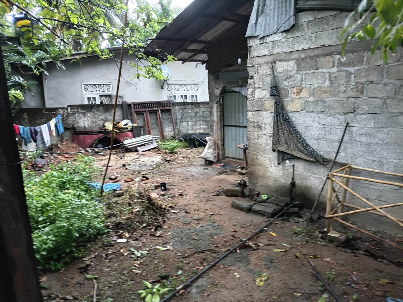 ඉඩමක් විකිණීමට Kapugoda