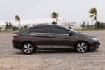 Honda Grace 2015