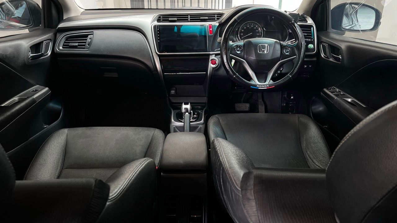 Honda Grace 2015