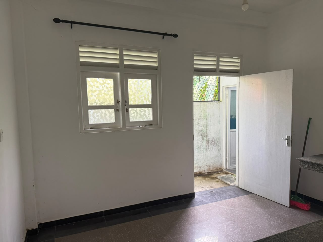 House for Sale in Kotikawatta