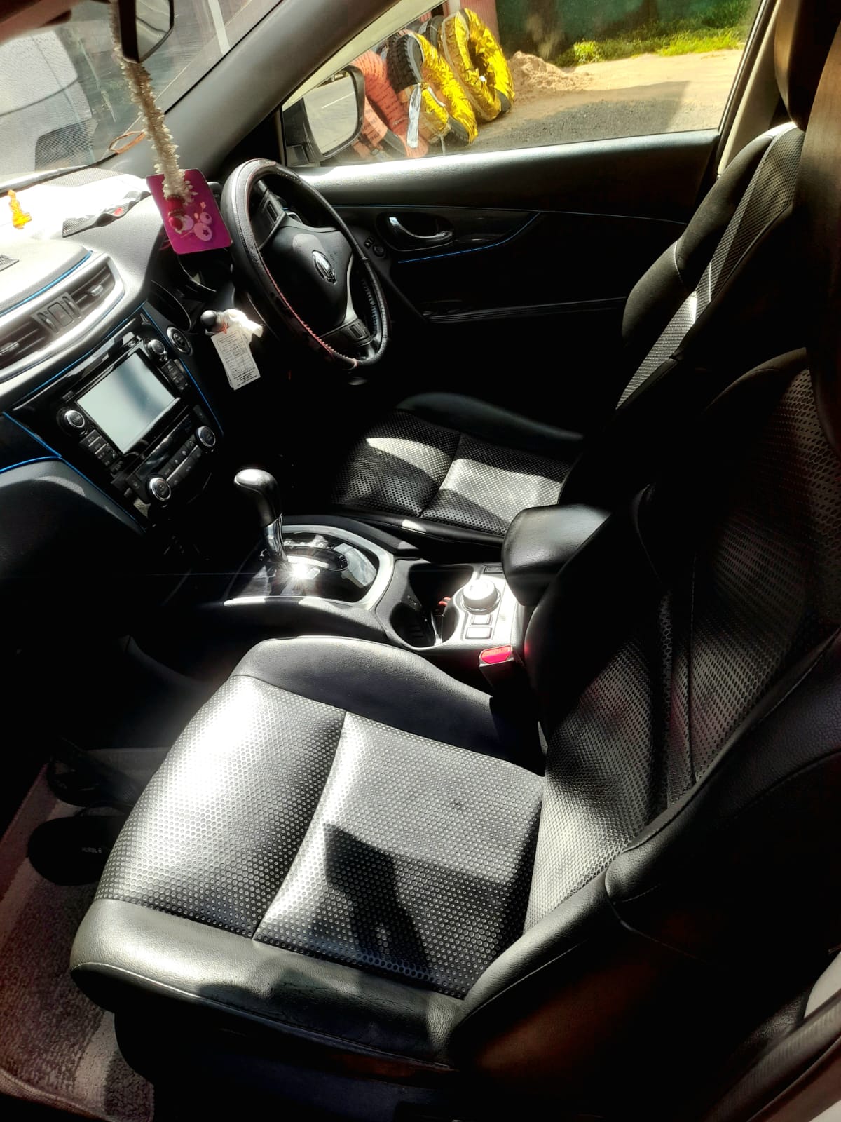 Nissan X-Trail 2015