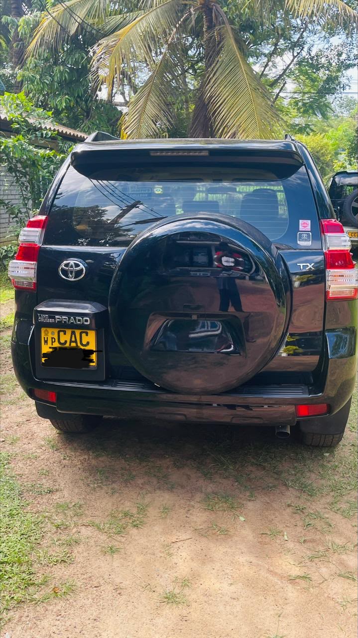 Toyota Land Cruiser Prado TX 150 2014