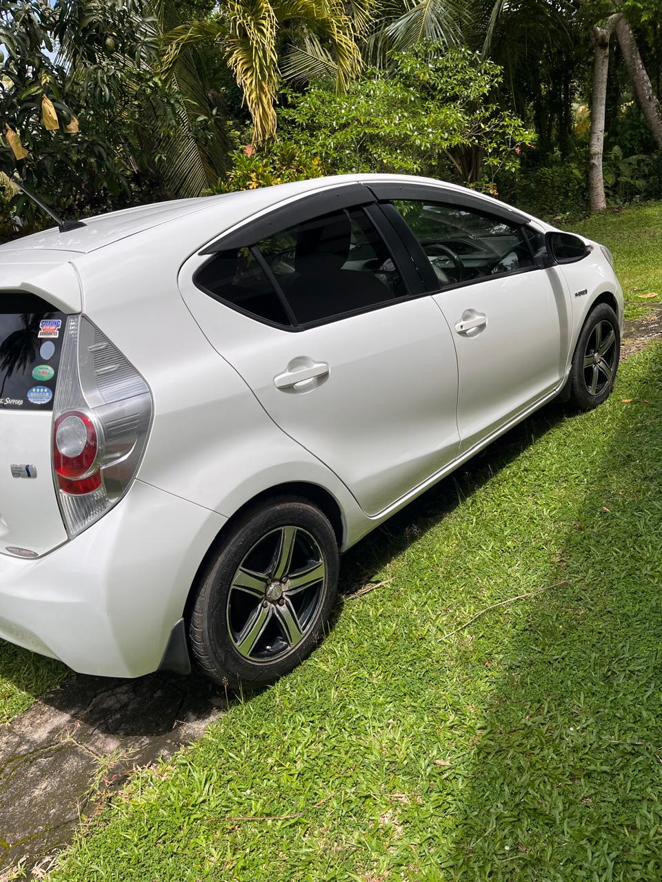 Toyota Aqua 2014