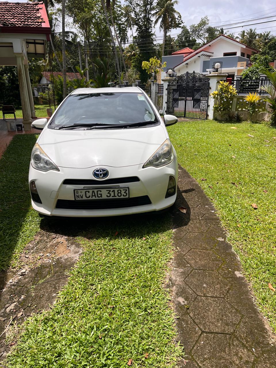 Toyota Aqua 2014
