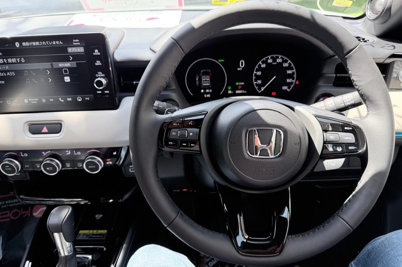 Honda Vezel Z Play Premium 2026 e:HEV
