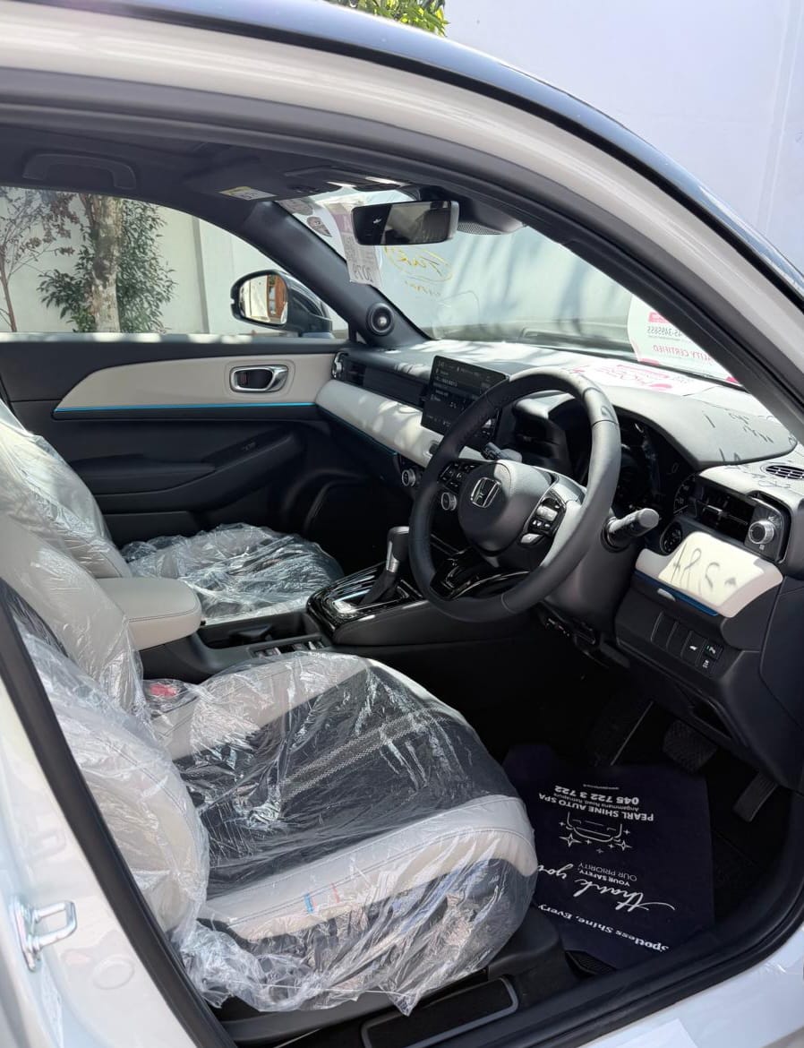 Honda Vezel Z Play Premium 2026 e:HEV