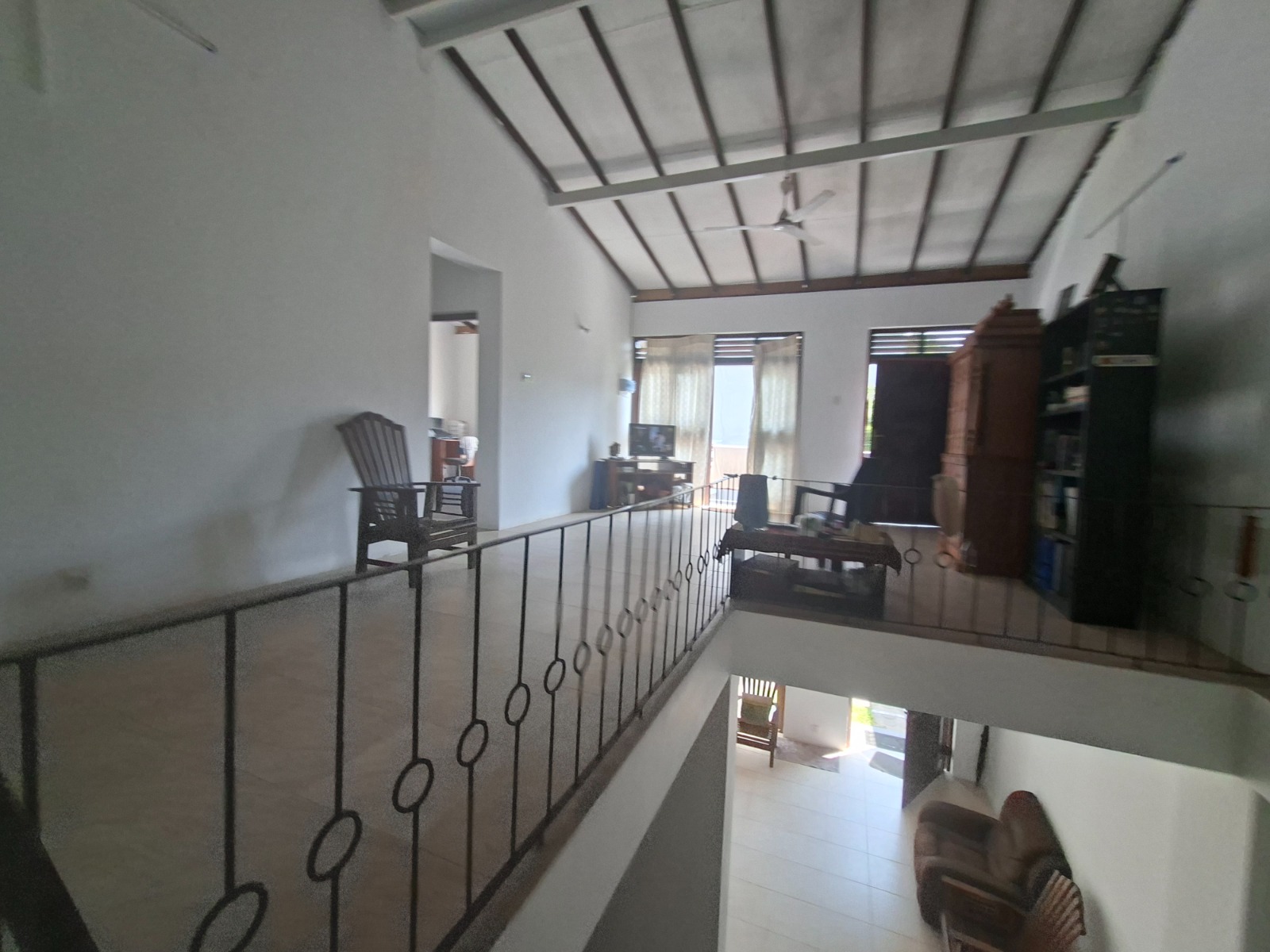 04 B/r Upstairs House Moratuwa