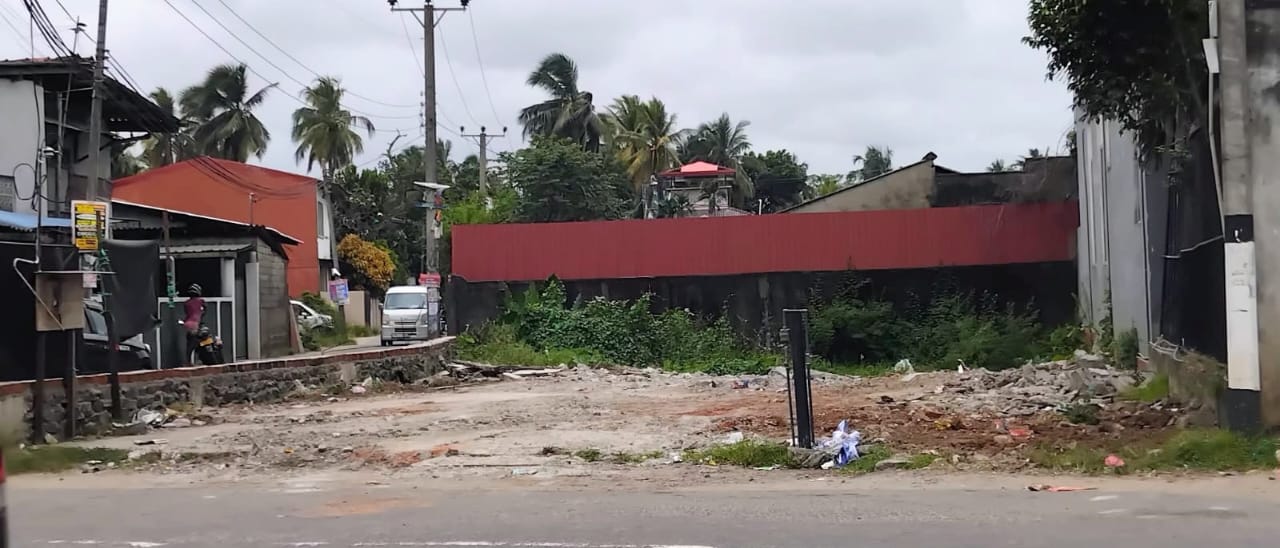 Land for Sale – Facing Colombo-Awissawella Main Road