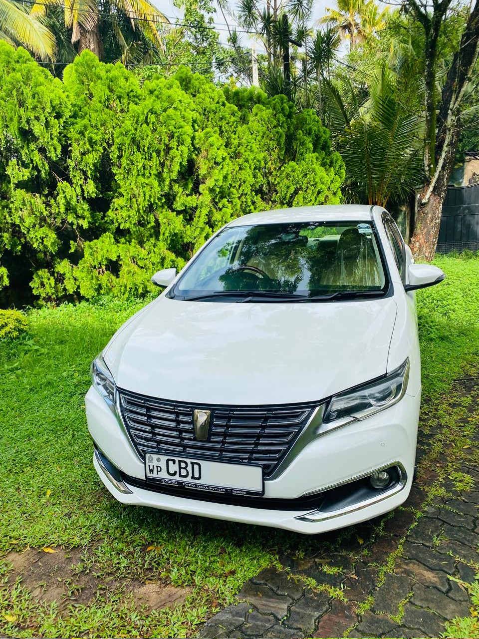 Toyota Premio 2018