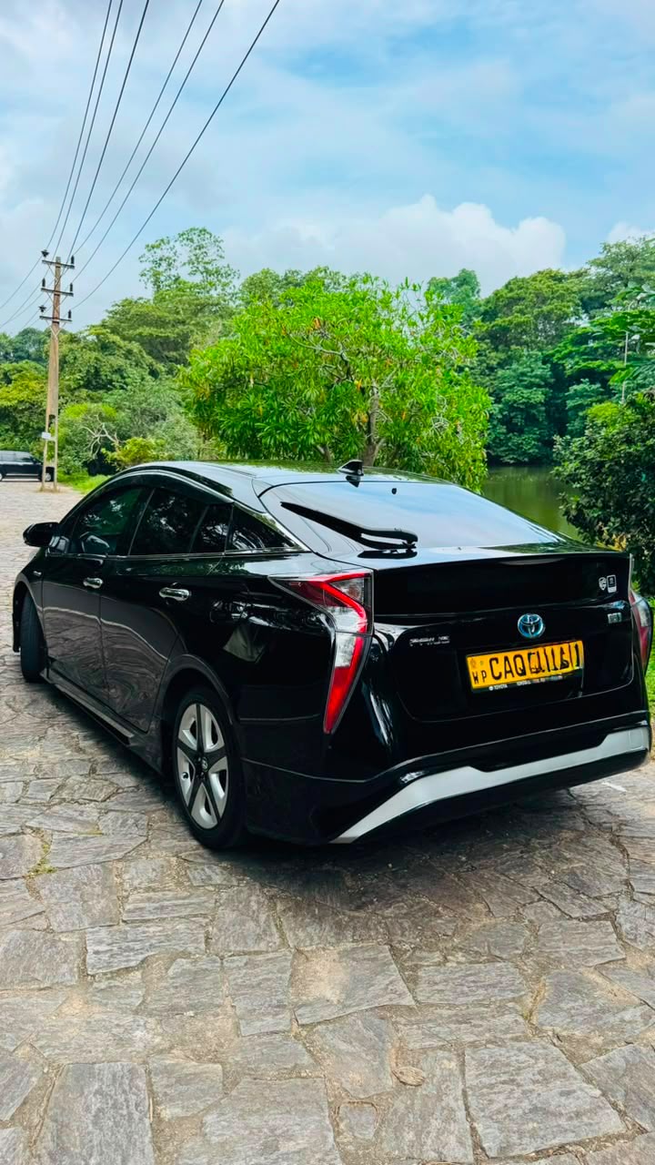 Toyota Prius 4th Generation 2016