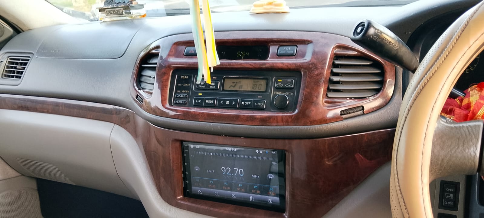 Toyota Regius 2002