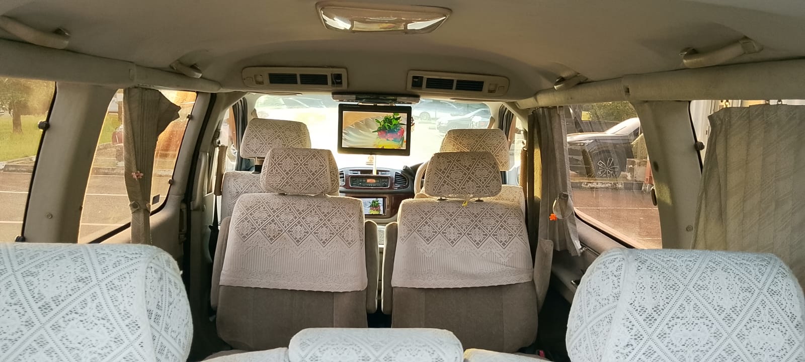 Toyota Regius 2002