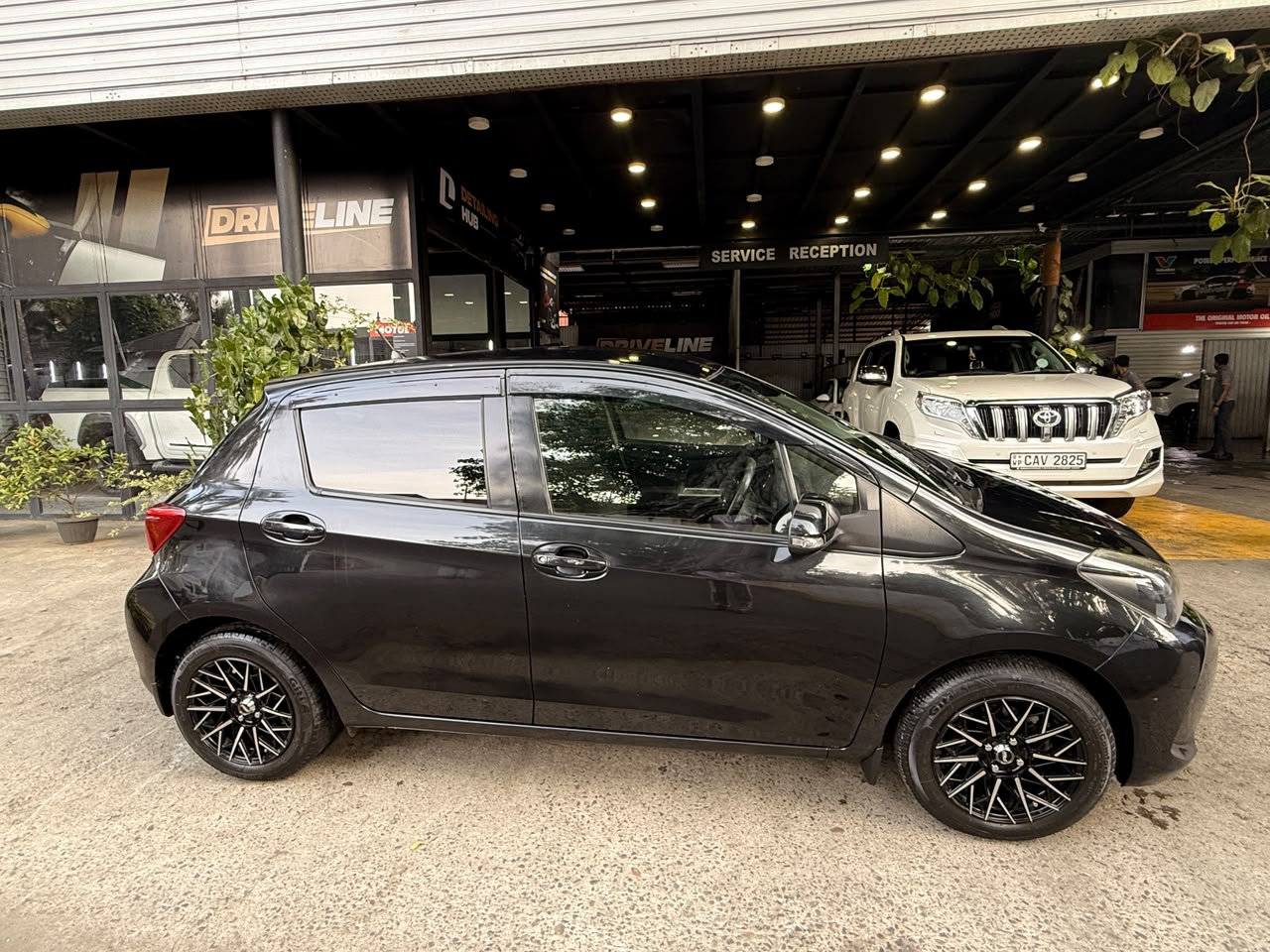Toyota Vitz 2016
