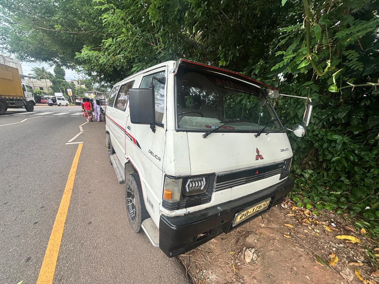 Mitsubishi L300 1983
