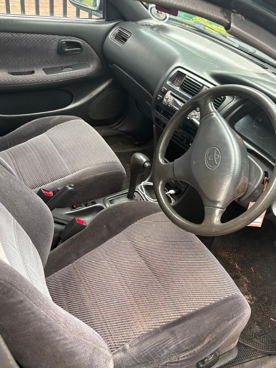 Toyota Corolla CE 106 1998