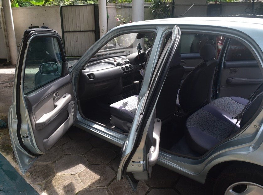 Nissan March K-11 1998