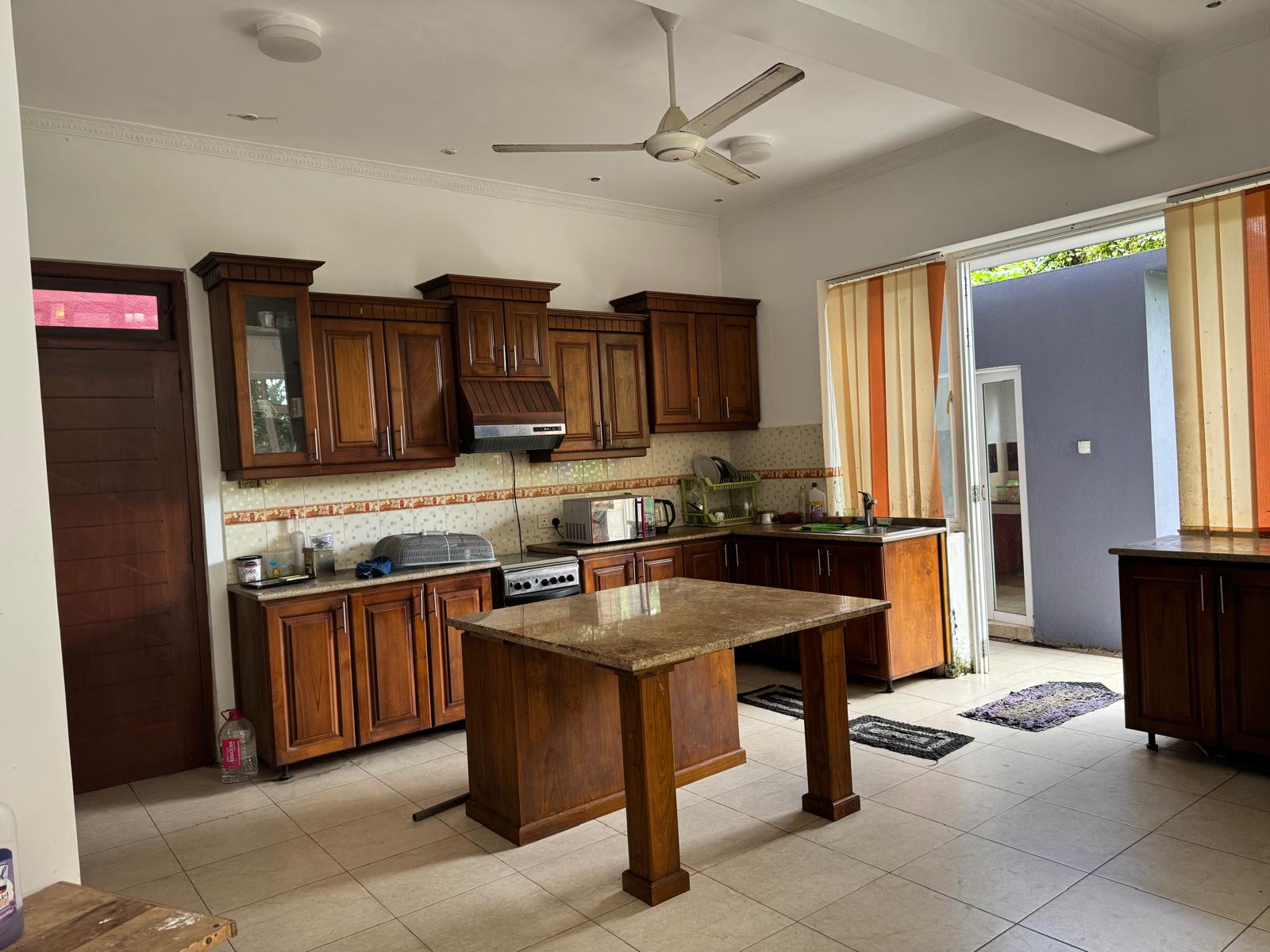 Modern 5-Bedroom House for Sale Near Thalawathugoda