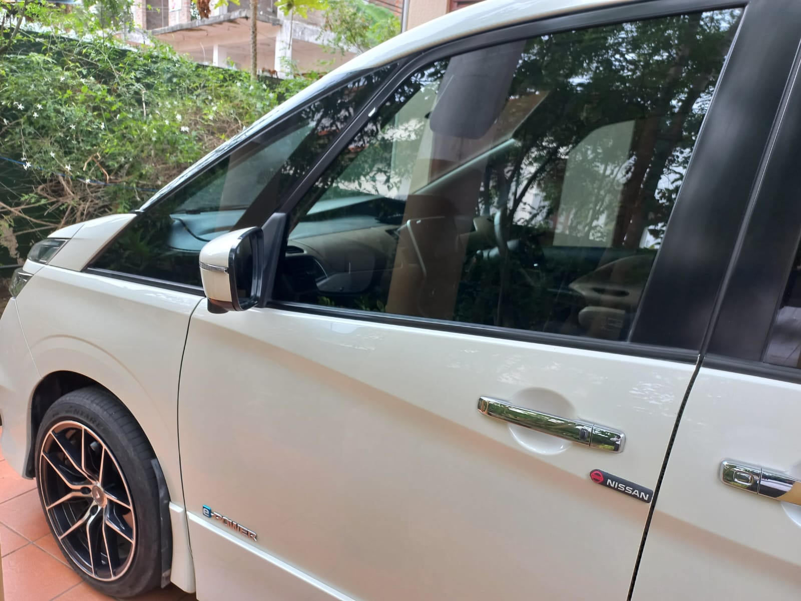 Nissan Serena Highway Star e-Power 2018