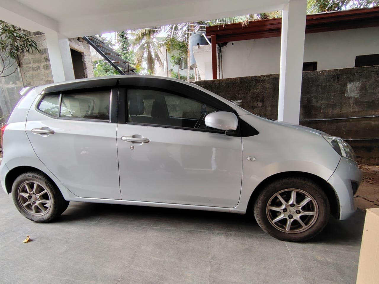 Perodua Axia 2015