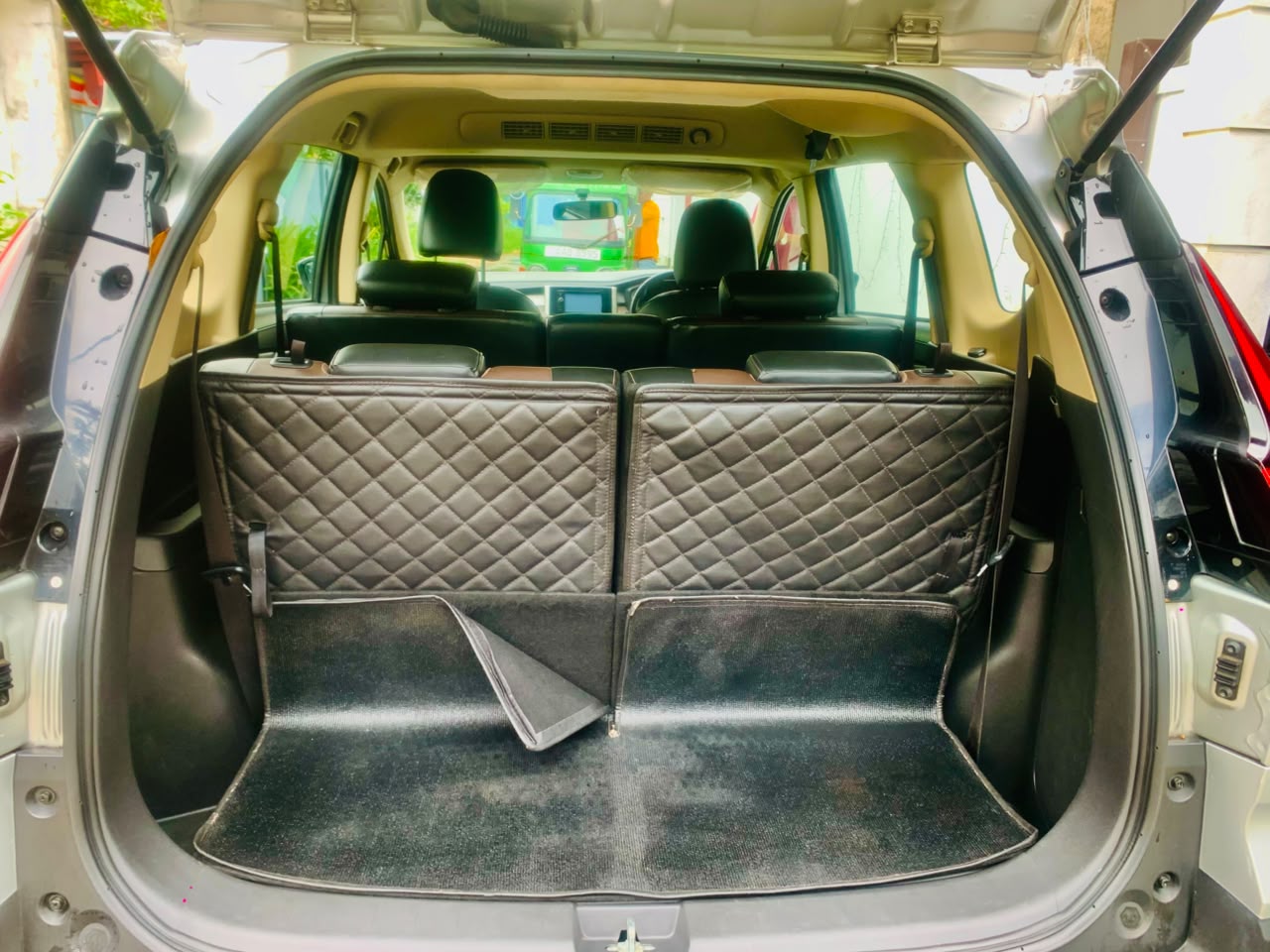 Mitsubishi Xpander Cross 2020