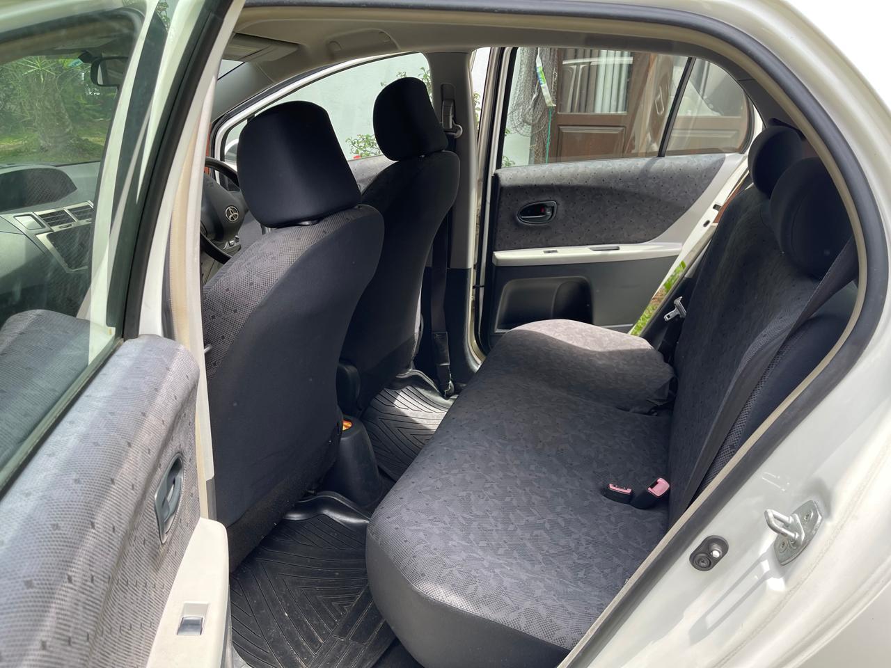 Toyota Vitz 2010