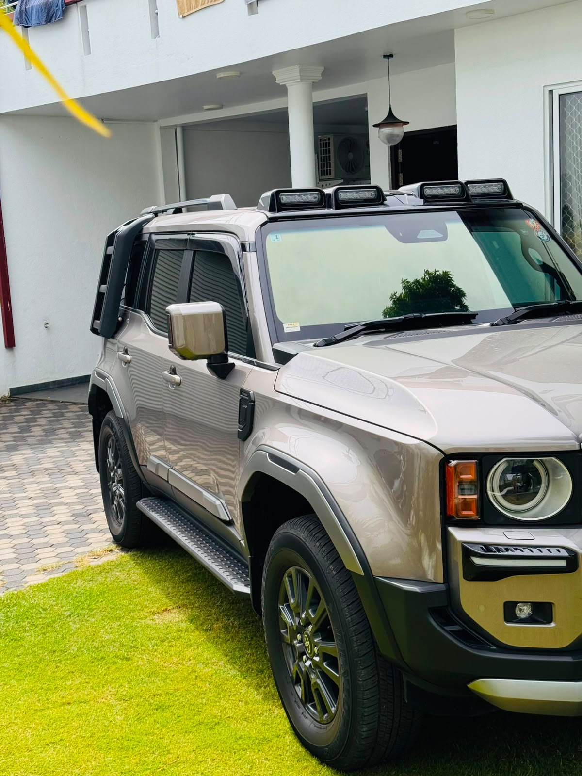 Toyota Land Cruiser Prado 2024