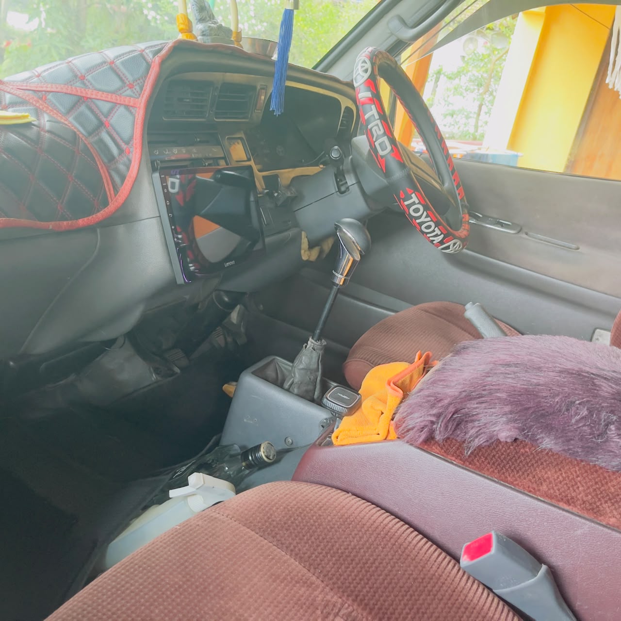 Toyota Dolphin 1999