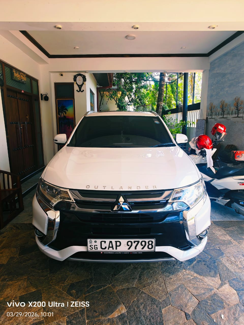 Mitsubishi Outlander 2016