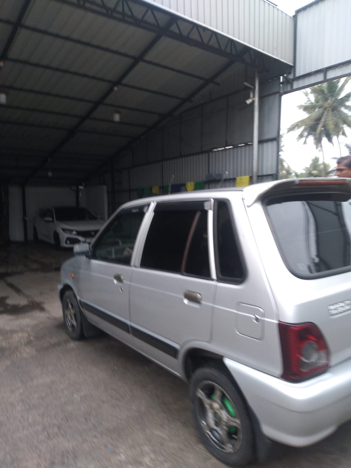 Maruti Suzuki 800 2006