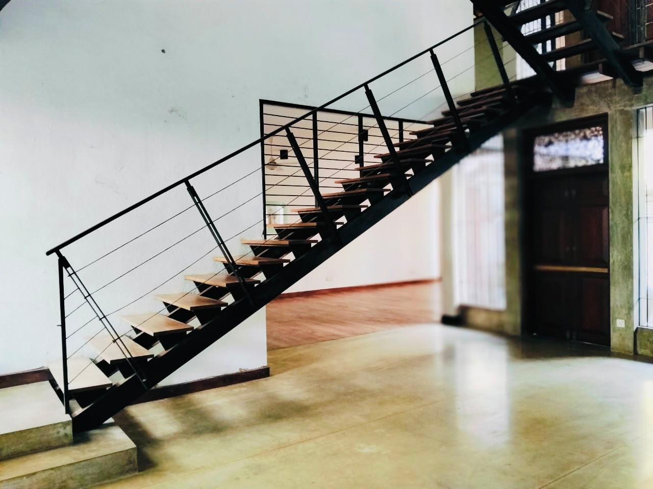 Modern House with A Touch of Vintage Koralawella