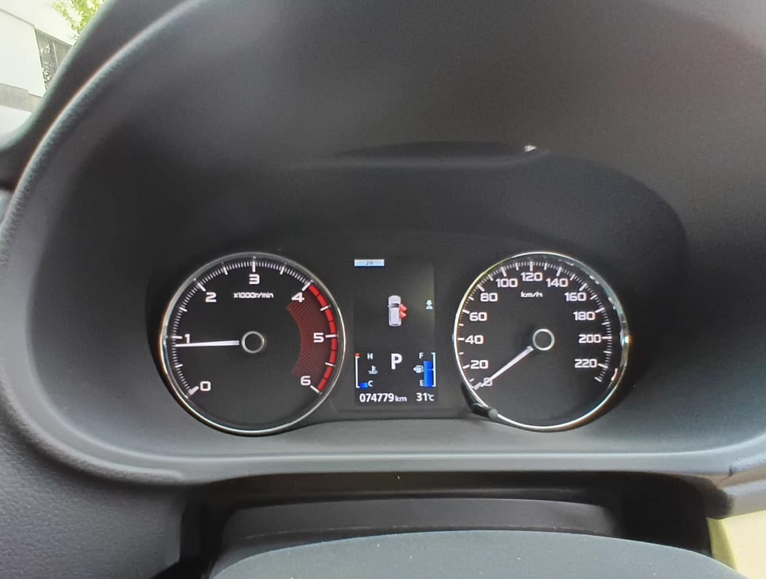 Mitsubishi Montero 2017