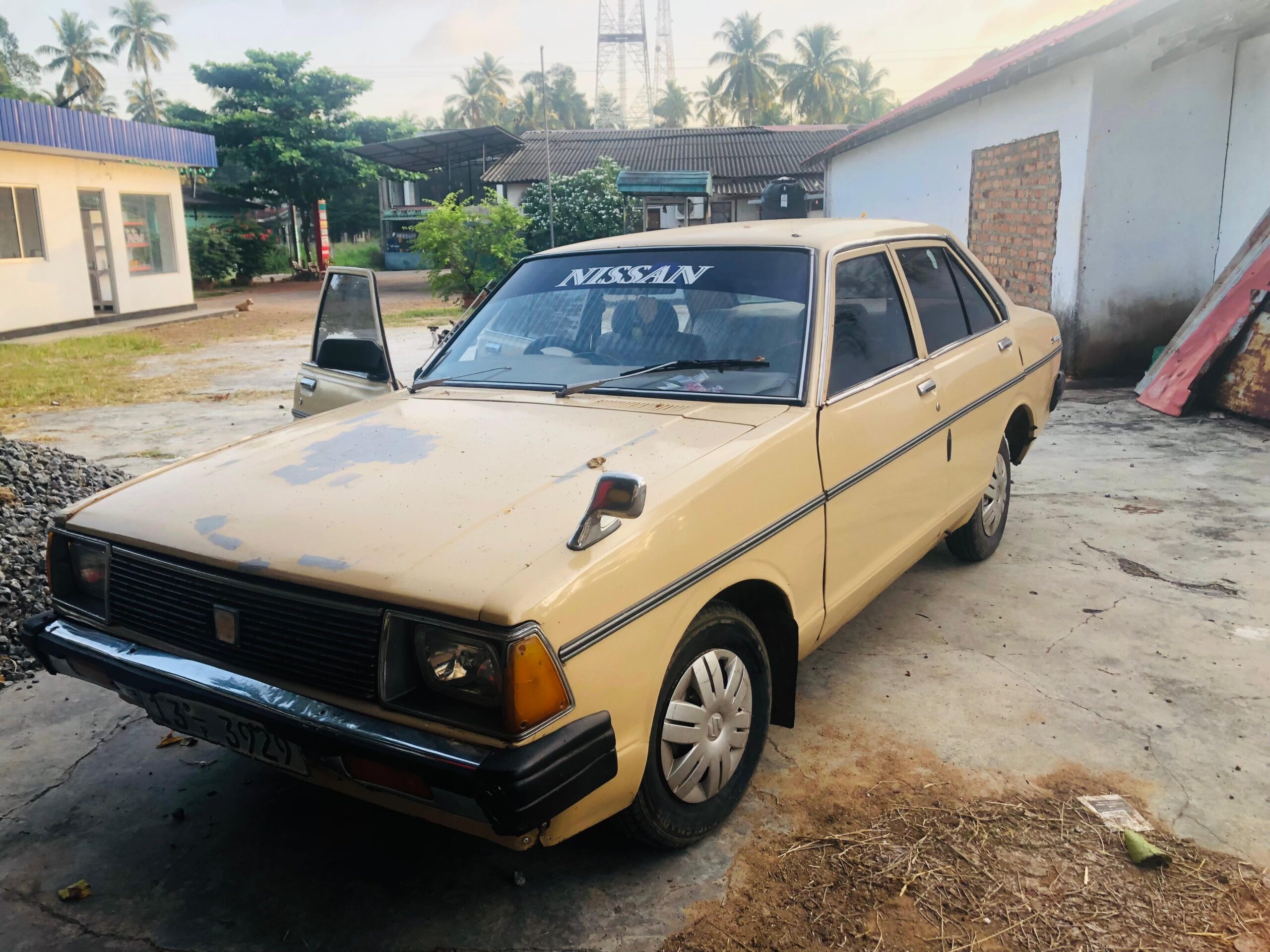 Nissan Sunny 1980