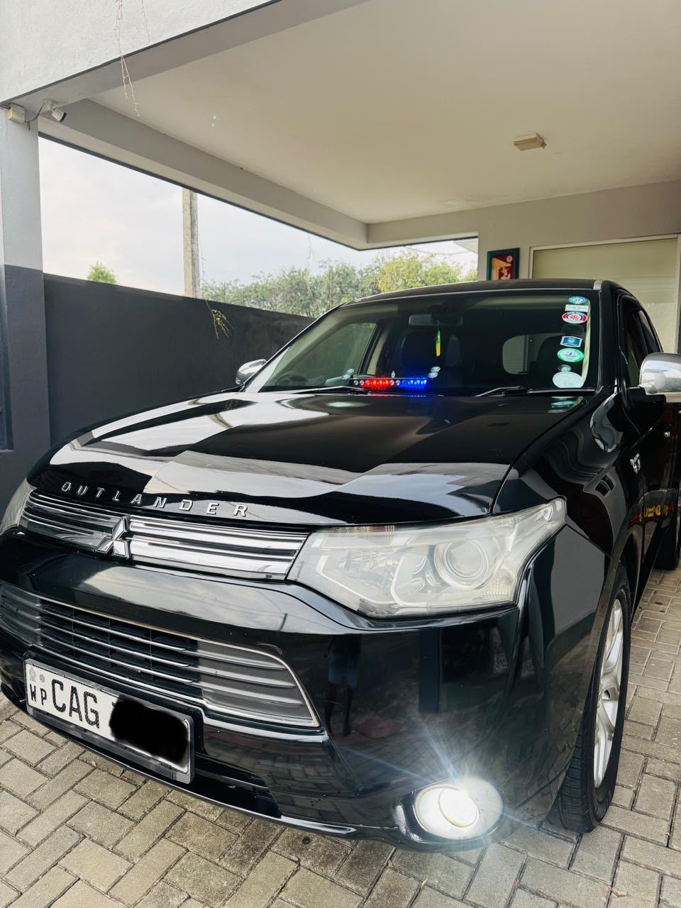 Mitsubishi Outlander 2015