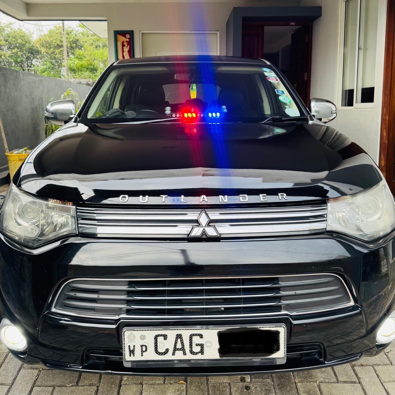Mitsubishi Outlander 2015
