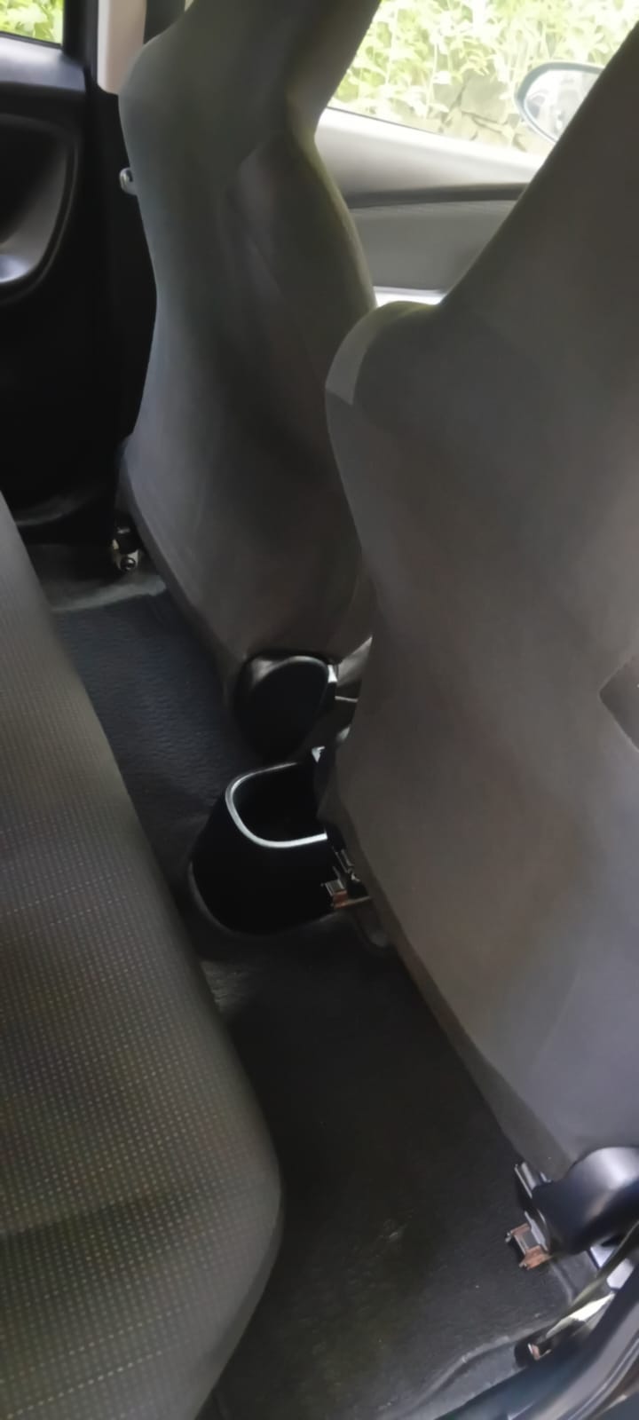 Toyota Vitz 2015