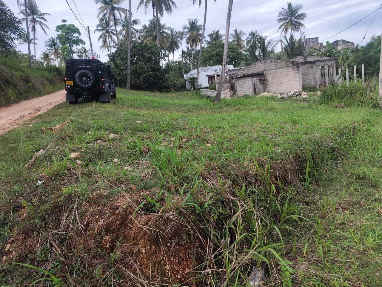කුරුණෑගලින් වටිනා ඉඩමක් විකිණීමට