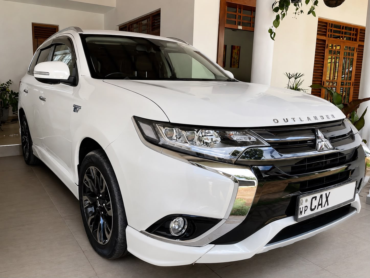 Mitsubishi Outlander 2015