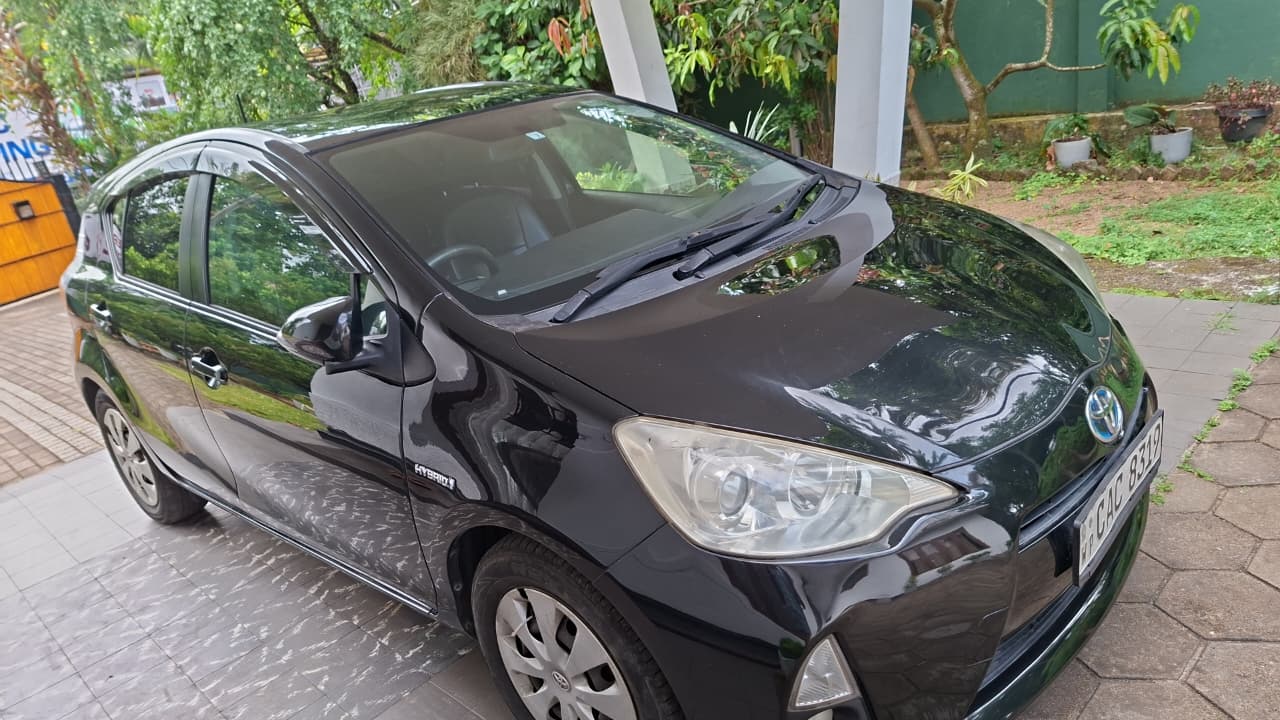 Toyota Aqua 2013