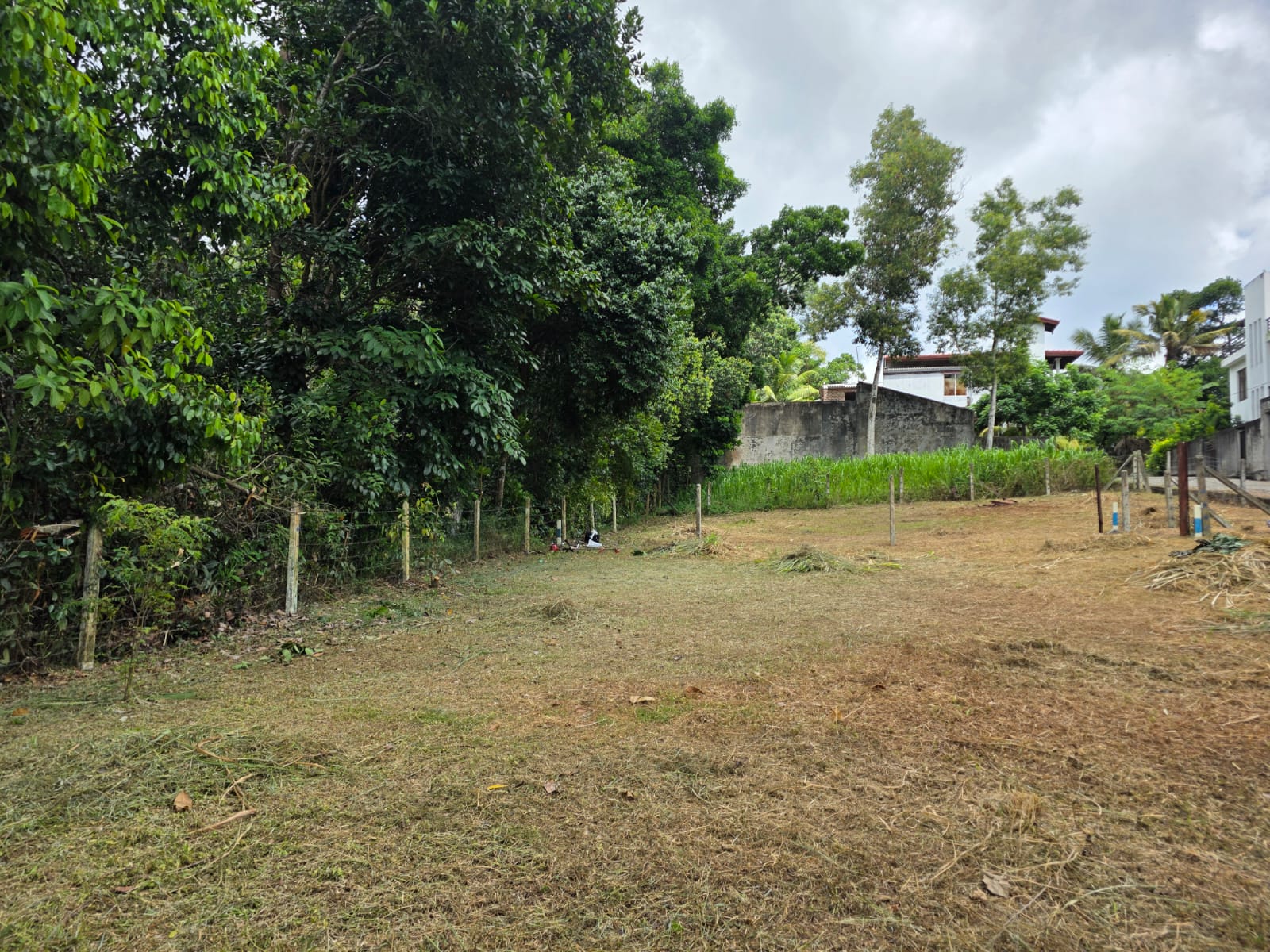 Athurugiriya සුන්දර වෙල්යාය මුහුණලා ඇති අනගි බිම් කොටස් තුනක්
