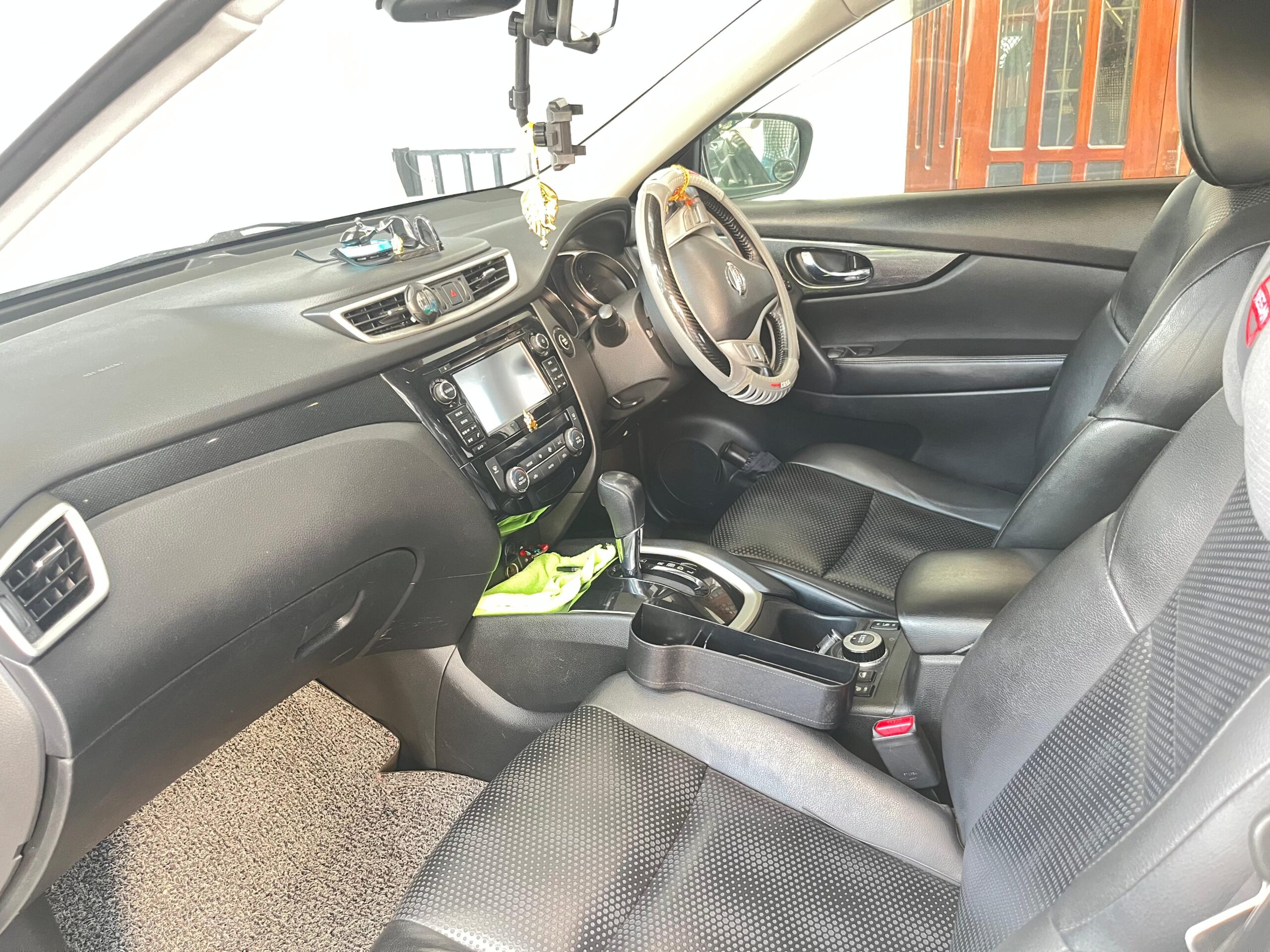 Nissan X-Trail 2015