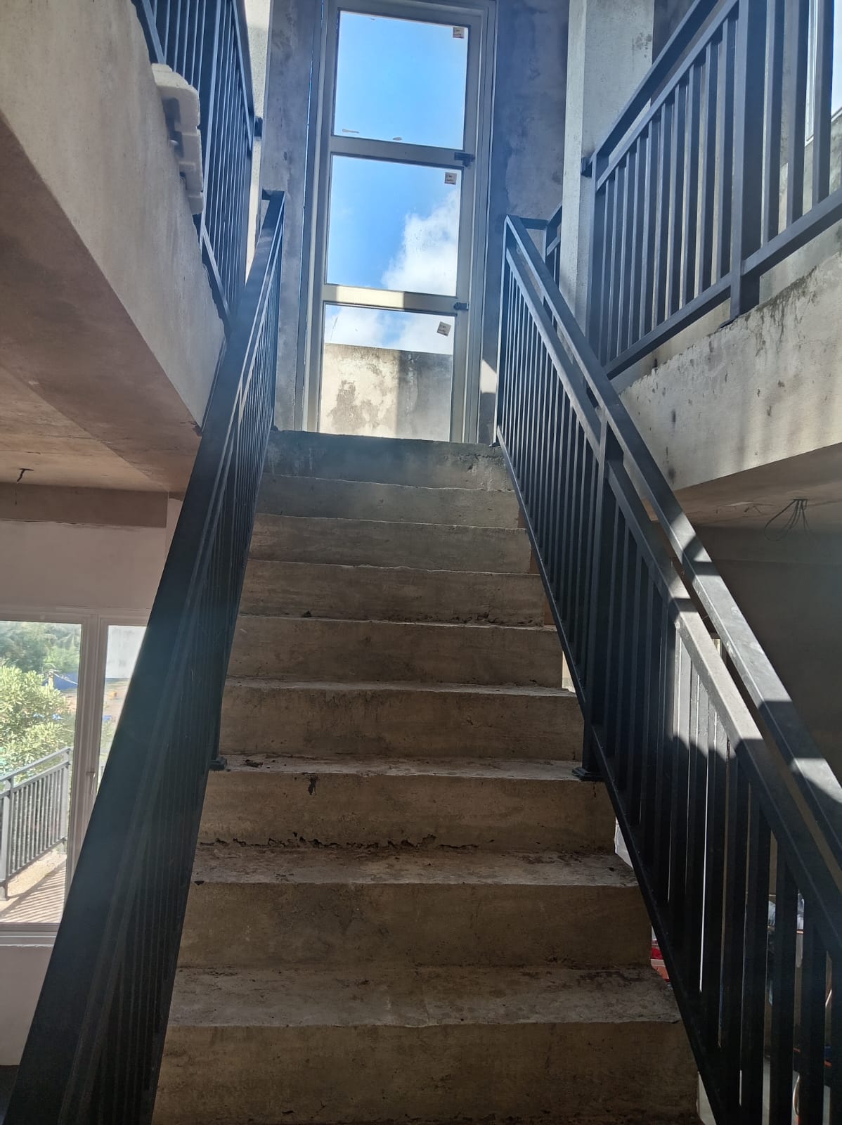 Modern Two-Storey House with Rooftop Terrace for Sale Homagama