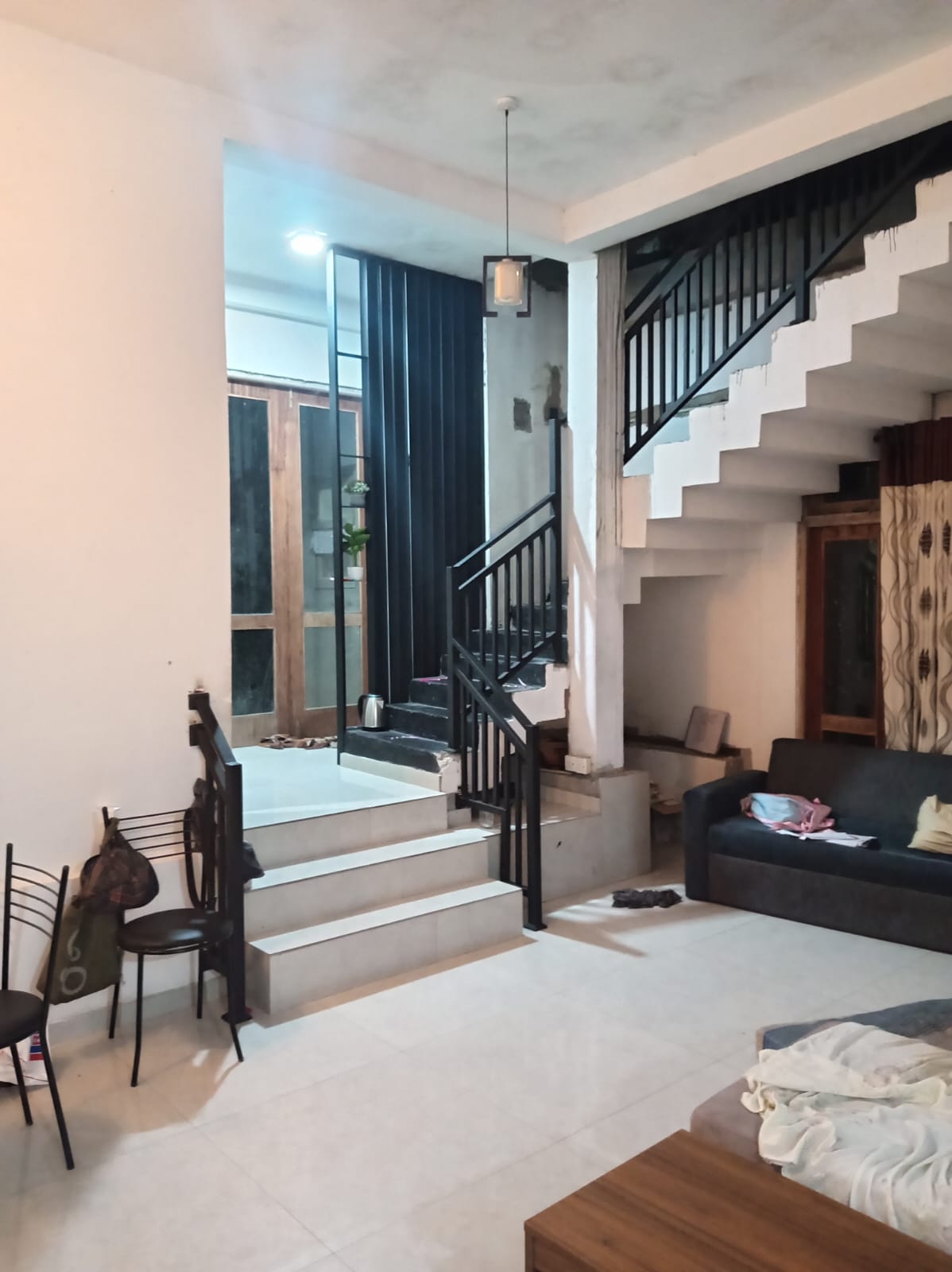 Modern Two-Storey House with Rooftop Terrace for Sale Homagama
