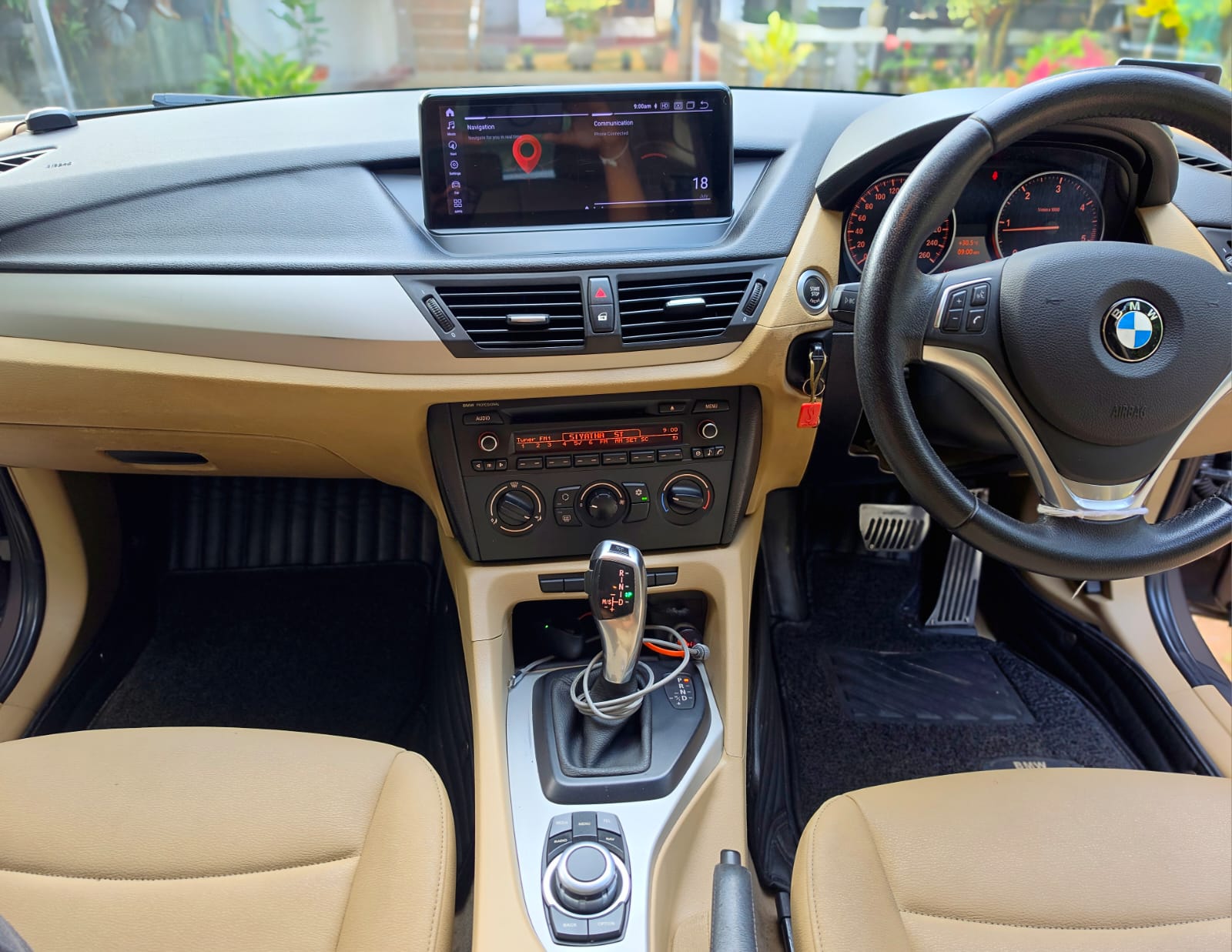 BMW X1 2011