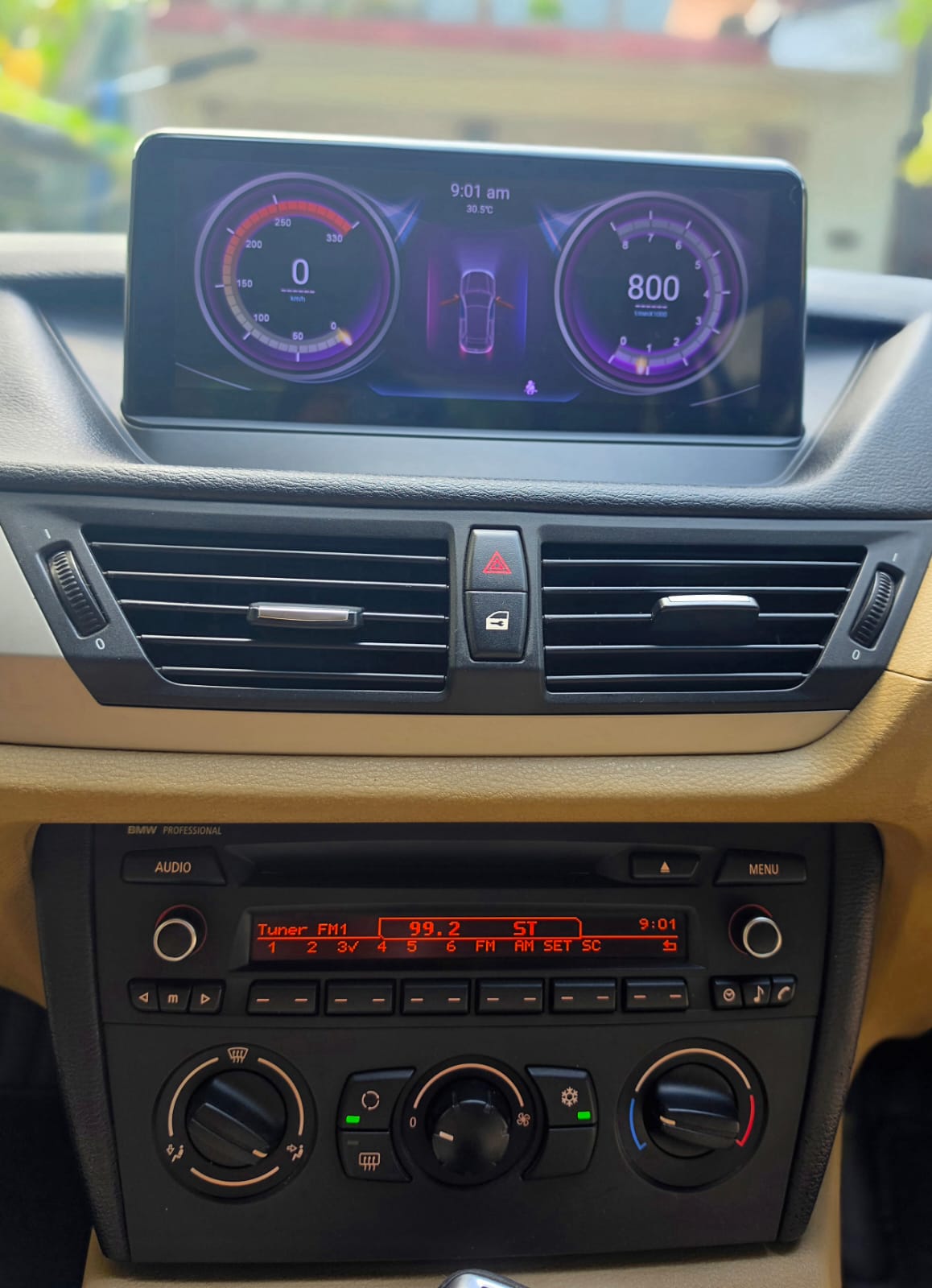 BMW X1 2011