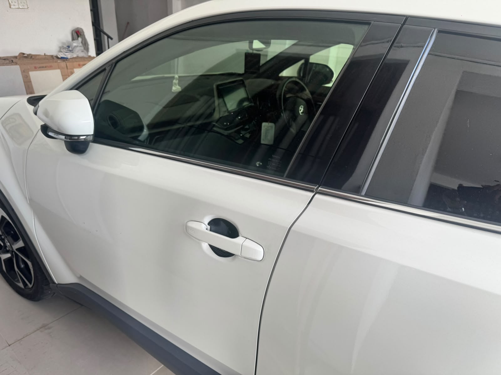 TOYOTA C-HR 2017
