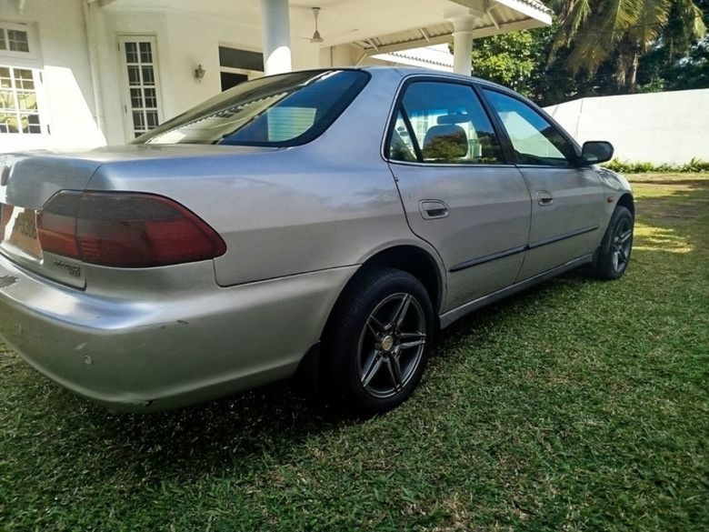 Honda Accord 1999
