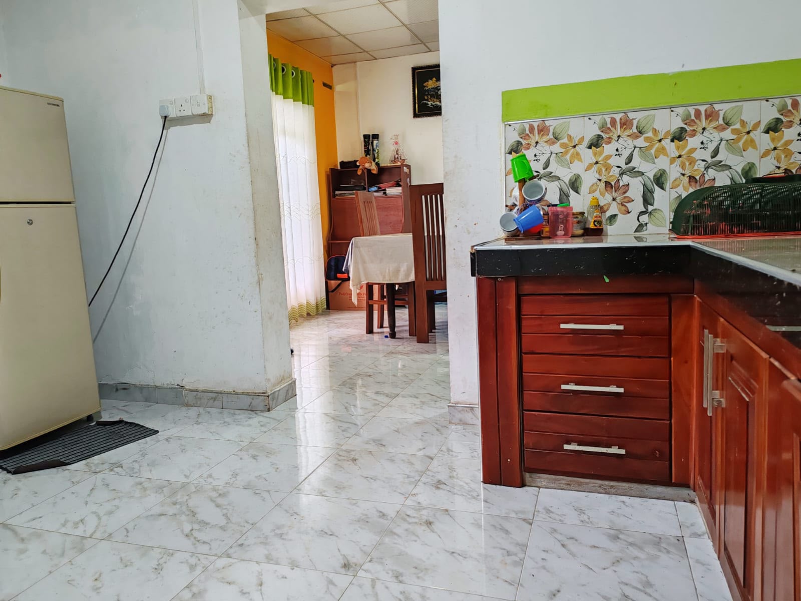 Land With House For Sale In Ja-Ela