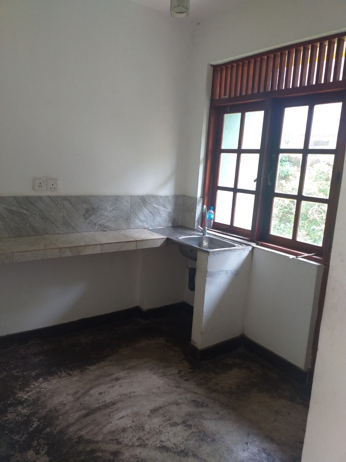 House sale in Yakkala Siyane uyana scheme