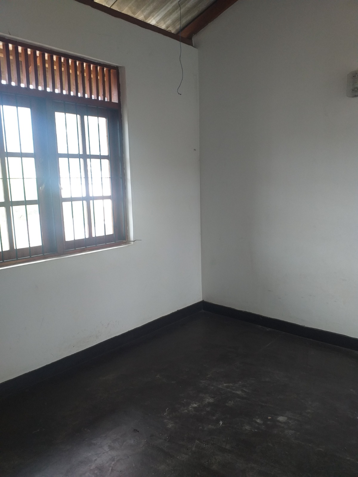 House sale in Yakkala Siyane uyana scheme